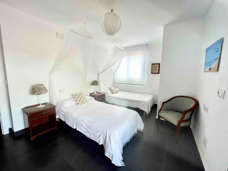 Wonderful Penthouse By The Sea Apartment Lepe Exterior foto
